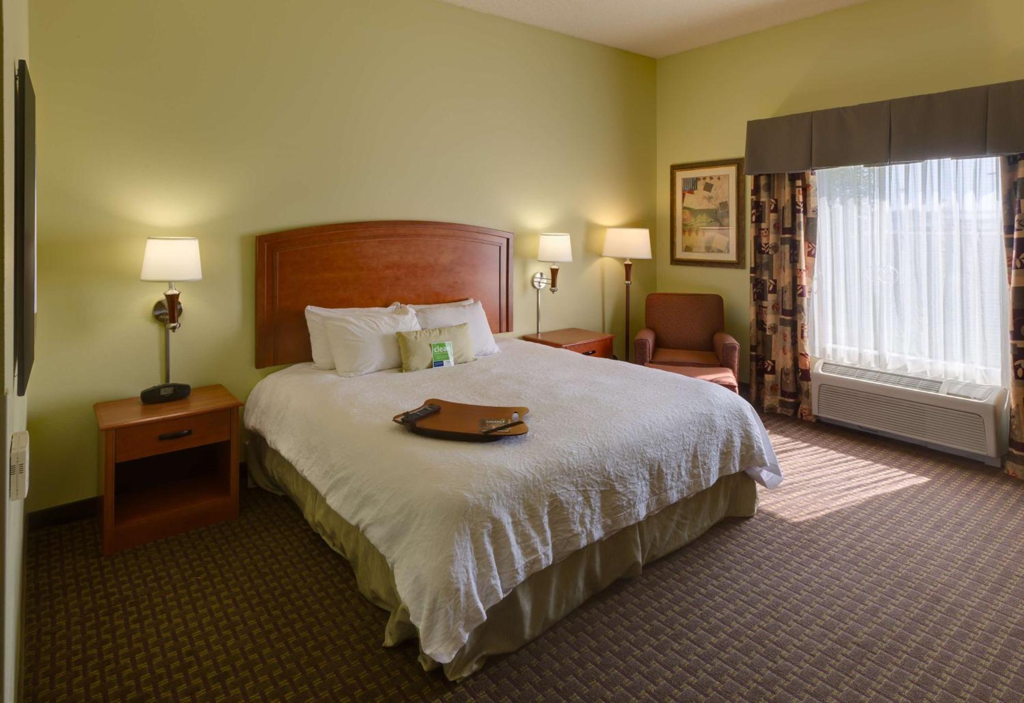 Hampton Inn & Suites Moline-Quad City Int'L Aprt Экстерьер фото